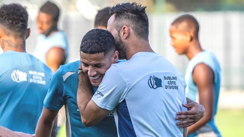 دي زيربي ينفي رغبته التفريط في حارث ويطالبه بإحراز 10 أهداف على الأقل هذا الموسم