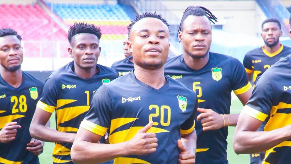 مانييما الكونغولي يكثف استعداداته بإجراء حصة ثانية مساء اليوم تأهبا لملاقاة الجيش الملكي