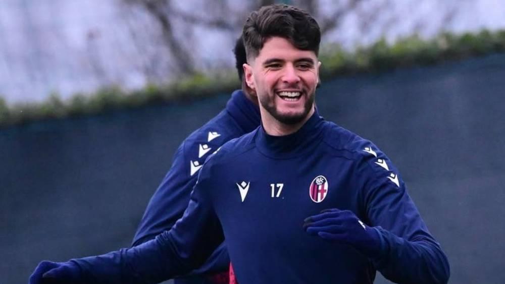 أسامة العزوزي يعود للتداريب الجماعية لبولونيا بعد غياب دام لأكثر من 4 أشهر عن الميادين بسبب الإصابة