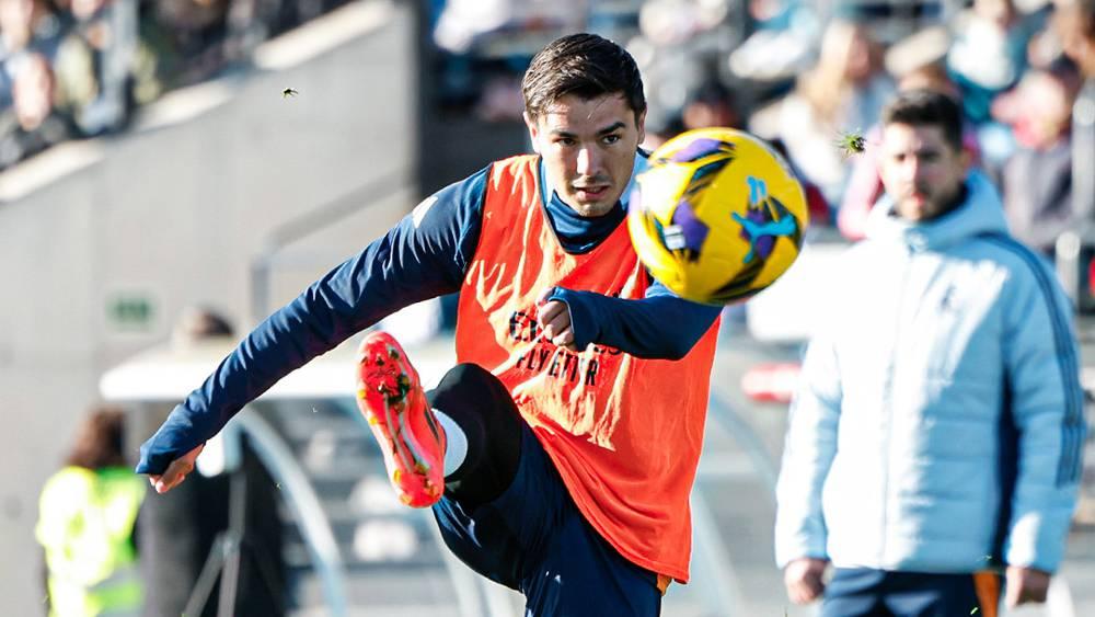 براهيم دياز احتياطي في مباراة فالنسيا وريال مدريد