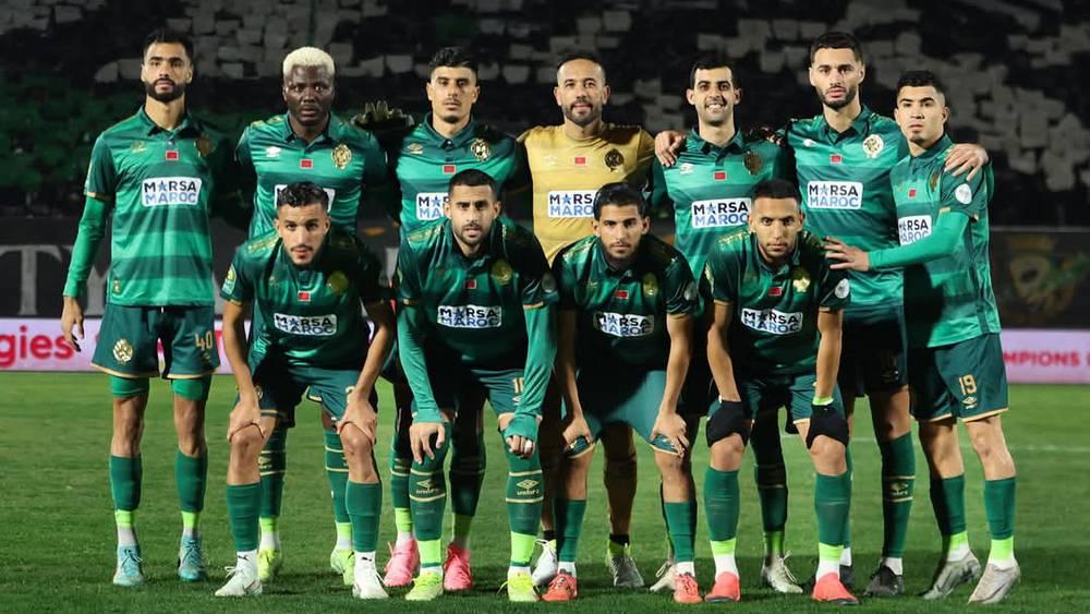 الرجاء يدخل معسكراً تدريبياً مغلقا استعداداً لمواجهة الجيش "المصيرية" في عصبة الأبطال