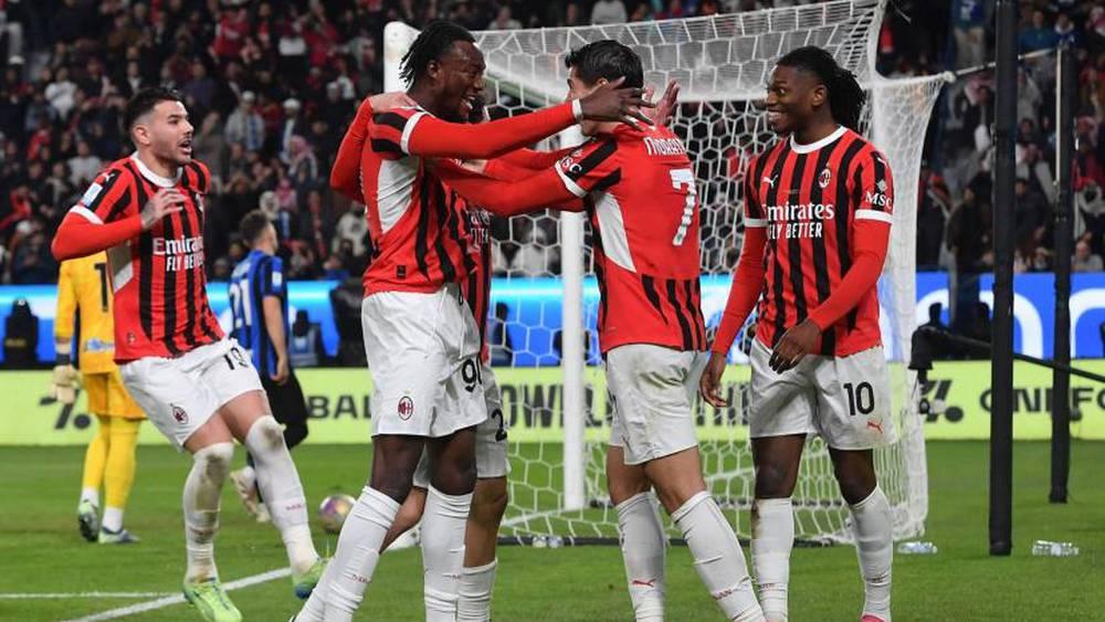 "ريمونتادا" تاريخية تقود ميلان لقلب الطاولة على إنتر والتتويج بكأس السوبر الإيطالي