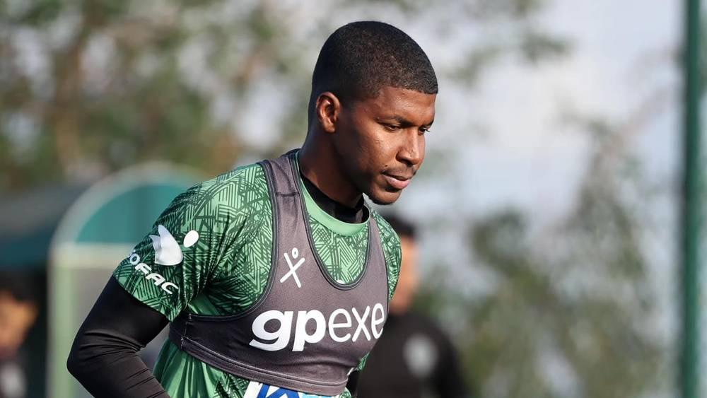 الرجاء يستأنف تداريبه بأكاديمية النادي استعدادًا لمواجهة الجيش الملكي في عصبة الأبطال