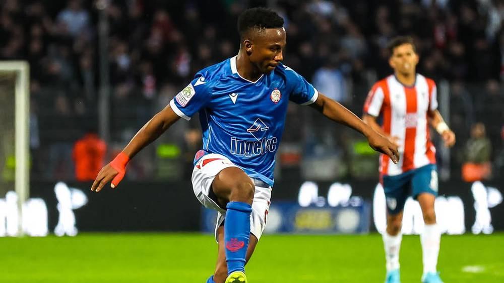 تورونتو الكندي يسعى لاستعادة مايلولا والوداد يرفض التخلي عن خدماته