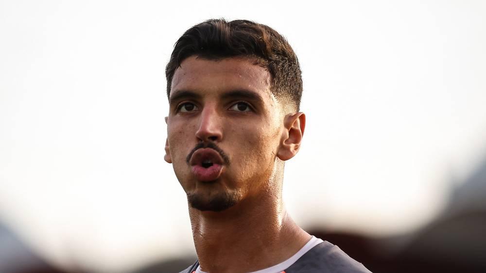 حارس المرمى أقزداو يُوقّع عقداً جديداً مع الوداد الرياضي يمتد إلى غاية 2029