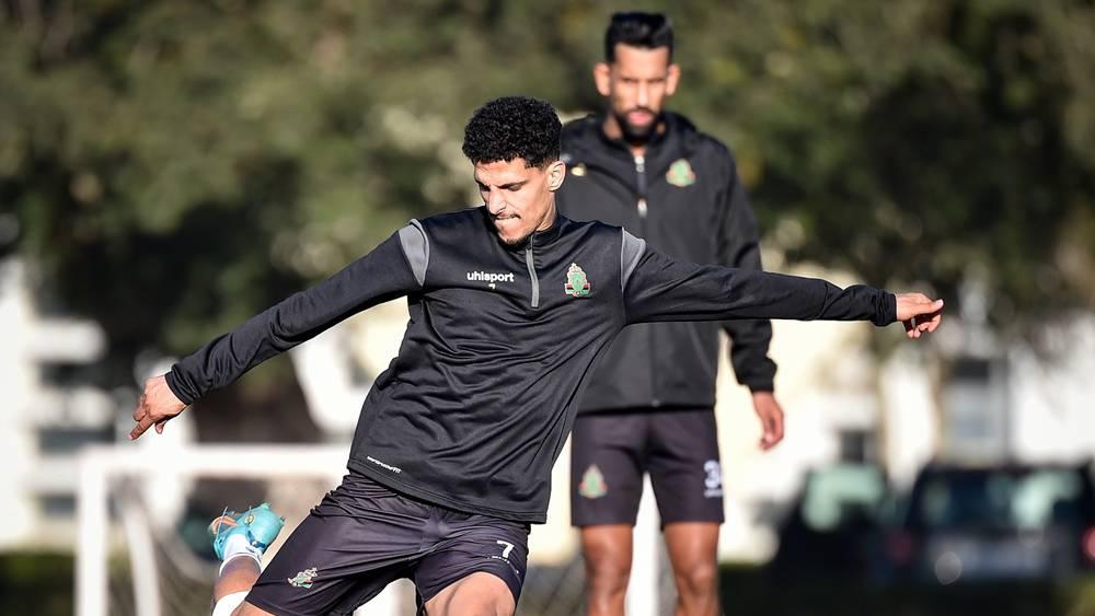 بصفوف مكتملة.. الجيش الملكي يواصل استعداداته بحصة تدريبية جديدة تأهبا لمواجهة الرجاء