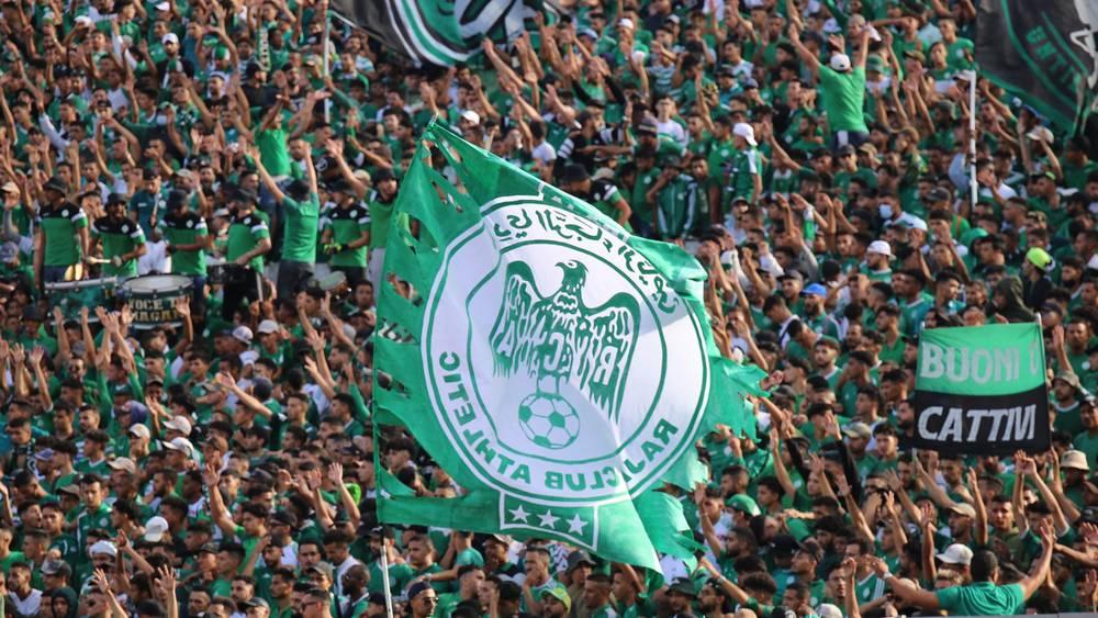 قرار أمني يمنع تنقل أنصار الرجاء لحضور مواجهة الجيش الملكي في مكناس