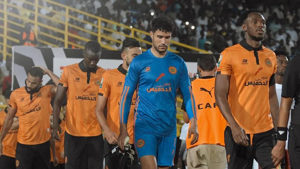 الطاقم التقني لنهضة بركان يُعفي منير المحمدي من رحلة أنغولا بغرض إراحته