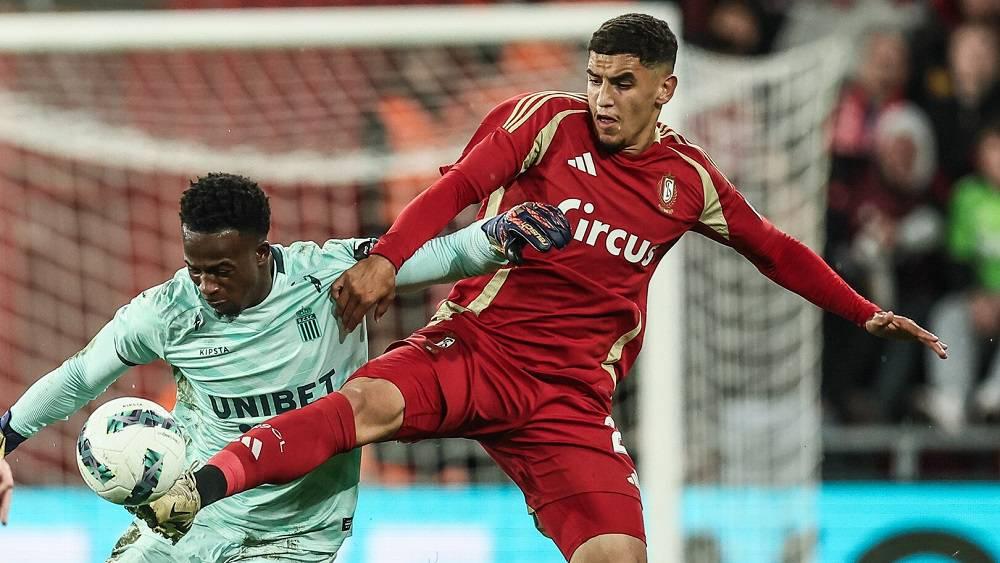 بنجديدة يقترب من الانتقال إلى مولنبيك البلجيكي بعد خروجه من حسابات مدرب ستاندار دو لييج