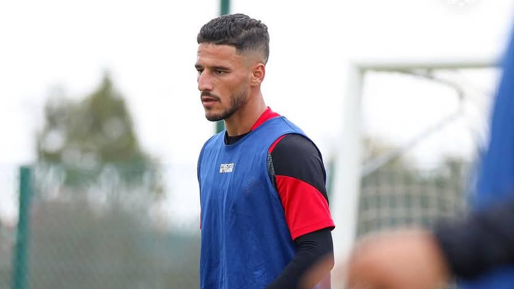 شعيب فيضي ينضم إلى الفتح الرياضي بعد فسخ عقده مع الوداد