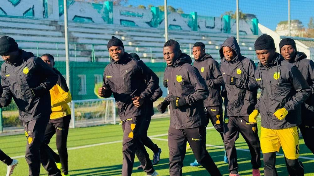 مانييما الكونغولي يصل إلى الدار البيضاء ويباشر استعداداته لمواجهة الرجاء في دوري أبطال أفريقيا