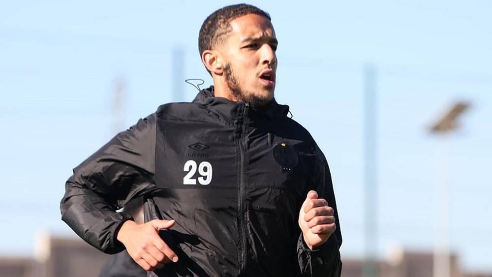 السوسي: "نعلم أن التأهل لا يعتمد علينا فقط لكن كل شيء يمكن أن يحدث في كرة القدم"