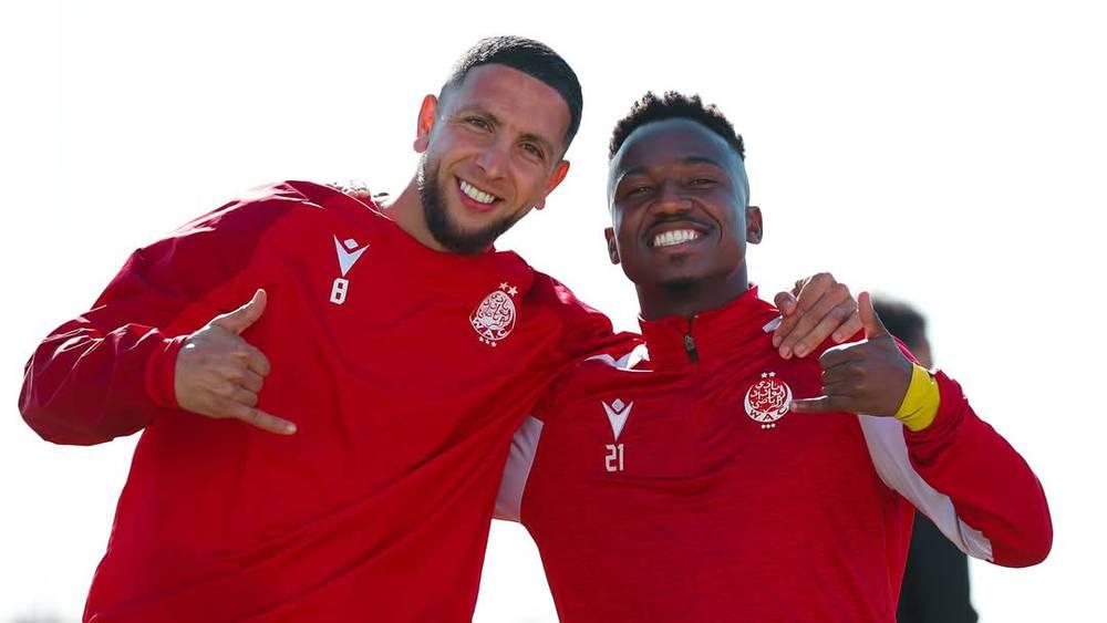 موكوينا يمنح لاعبي الوداد أسبوع راحة بعد الفوز على الجديدة