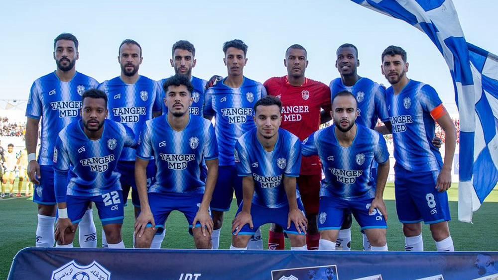 لاعبون سابقون لاتحاد طنجة يستغربون رفع المنع عن النادي قبل تسوية مستحقاتهم