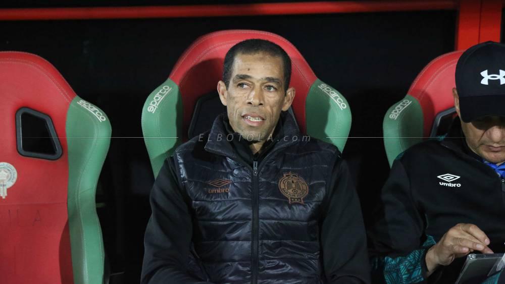 عبد الصادق: "لم نبحث عن الهزيمة أو التعادل أمام الفتح.. الكل يرغب في الفوز على الرجاء وعلى اللاعبين العمل بشكل أكبر"