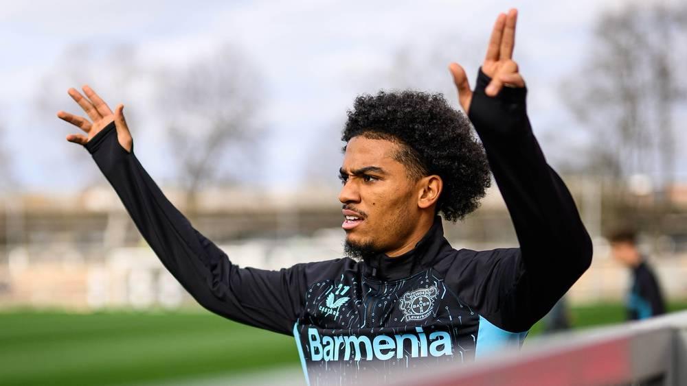 أمين عدلي يعود يومه الثلاثاء للتداريب الجماعية لباير ليفركوزن بعد غيابه لـ3 أشهر بسبب الإصابة