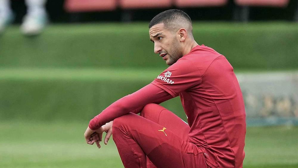 "البيان"/ تعثر انتقال زياش إلى النصر الإماراتي بسبب عرض نادي العربي القطري