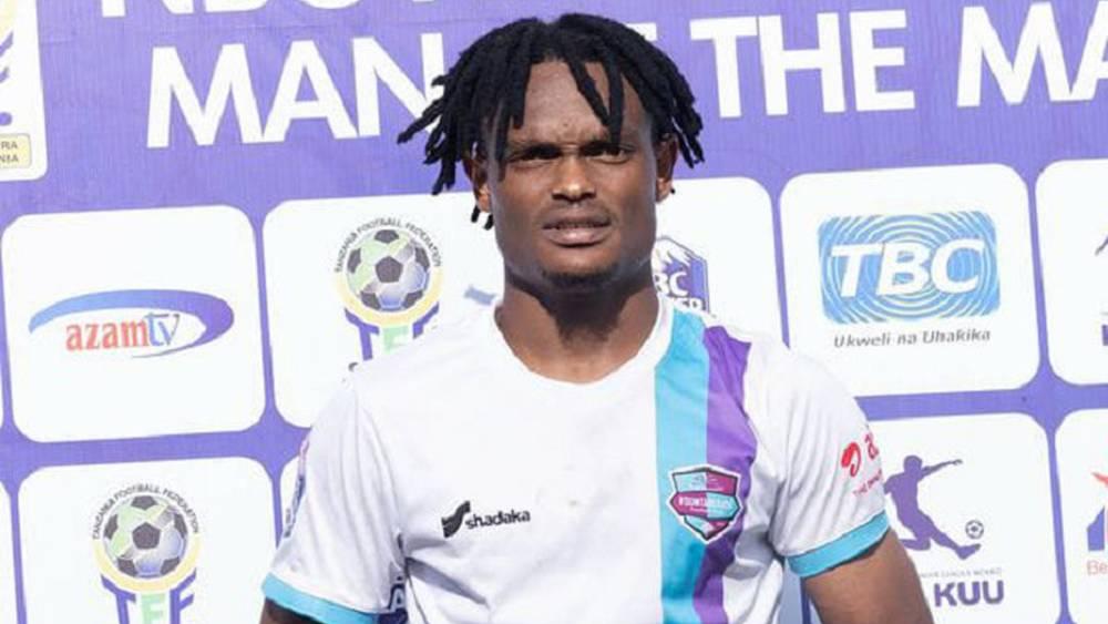 سليمان مواليمو يغادر تنزانيا غدا الثلاثاء للالتحاق بالوداد