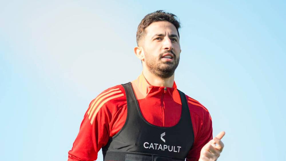 رسميا/ السويحلي الليبي يقدم لاعبه الجديد المغربي أيمن الحسوني