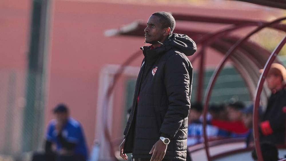 موكوينا: "حسنية أكادير لا يستحق المرتبة التي يحتلها ويجب أن نكون في أفضل حالاتنا أمامه لتحقيق نتيجة جيدة"