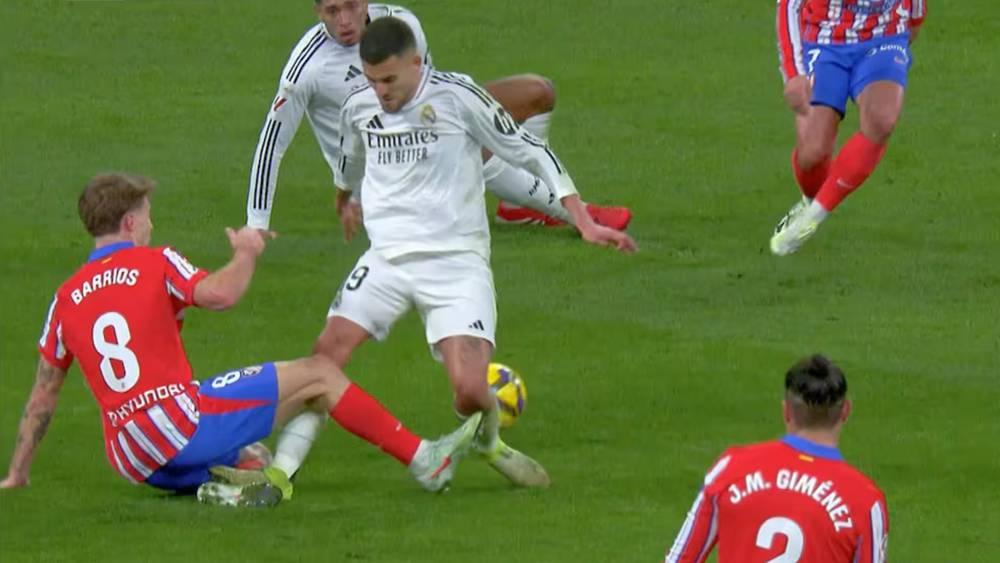 خبير التحكيم في "كادينا سير": "سيبايوس استحق الطرد"