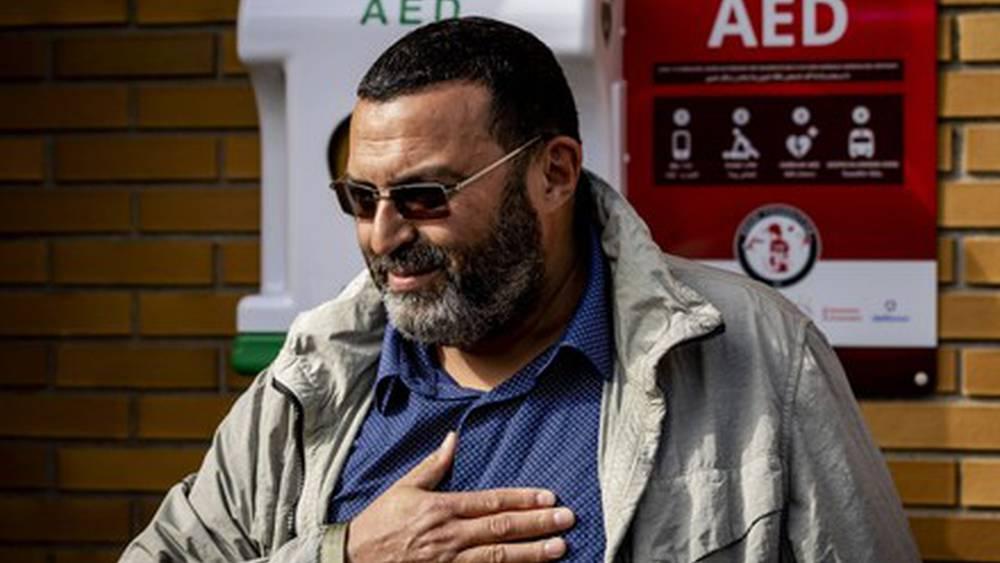 والد عبد الحق نوري لـ"البطولة": "التفاتة بنشرقي بحمل القميص رقم 34 مع الأهلي تكريما لعبد الحق أسعدتنا وهي بمثابة دعم نفسي لنا"