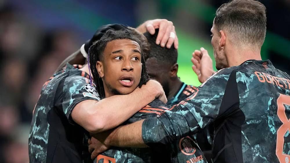 ملحق دوري الأبطال/ بايرن ميونخ يحسم موقعة الذهاب أمام سلتيك (1-2)