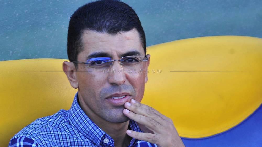 مولودية وجدة يُعلن انفصاله عن مدربه بنمسعود وتعويضه بمراد فلاح بموجب عقد يمتد لموسم ونصف