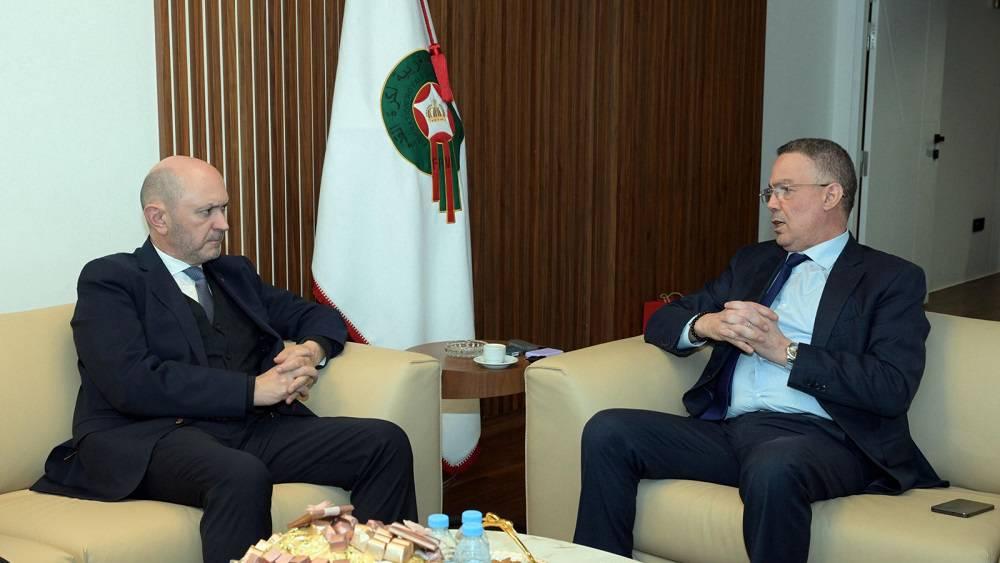 لقجع يستقبل رئيس الاتحاد الإسباني بمقر الجامعة من أجل الوقوف على الاستعدادات للتنظيم المشترك لمونديال 2030