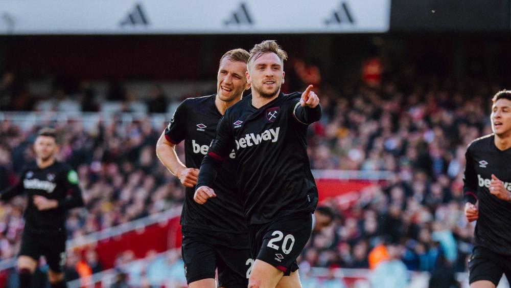 وست هام "الجريح" يهزم أرسنال ويمنح ليفربول فرصة الابتعاد في الصدارة