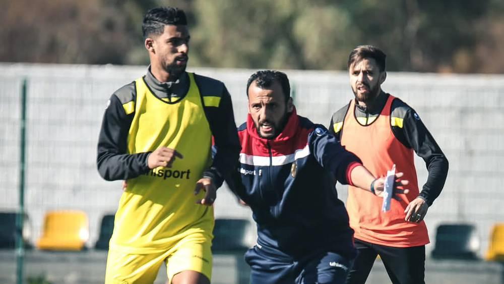 أكرم الروماني يلجأ إلى لجنة النزاعات ضد الماص للمطالبة بمستحقاته