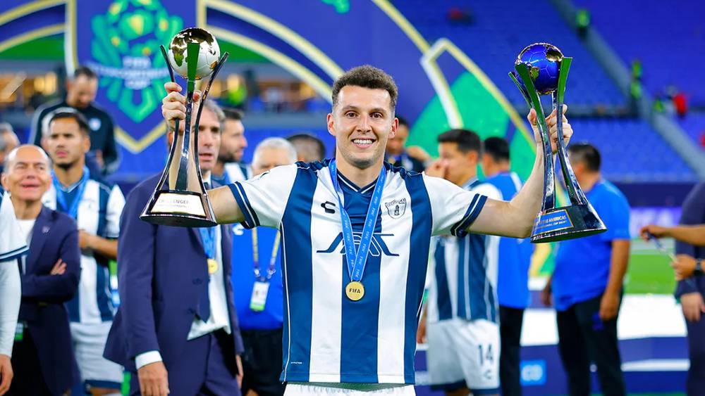 باتشوكا المكسيكي يعلن تمديد عقد أسامة الإدريسي حتى 2028