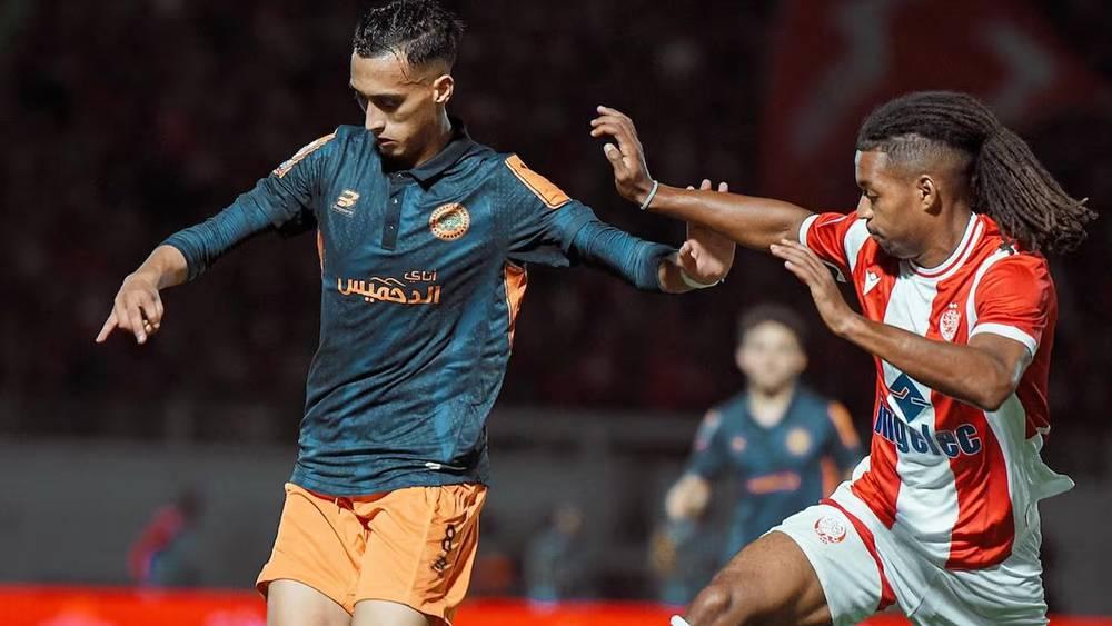 في آخر 10 مباريات بين الفريقين بالبطولة.. الوداد يتفوق على نهضة بركان بـ6 انتصارات مقابل فوزين للبرتقالي وتعادلين