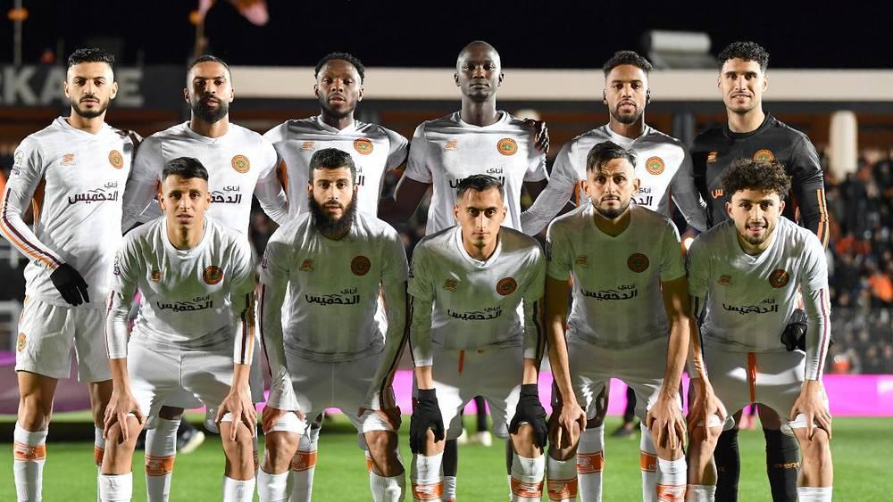 نهضة بركان يحتاج إلى انتصاريْن من أصل 7 مباريات متبقية لضمان التتويج رسمياً بالدوري الاحترافي