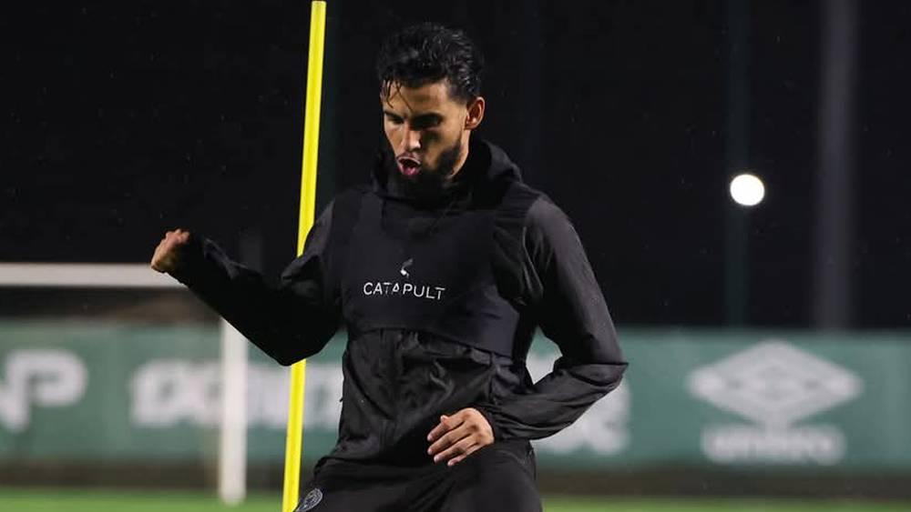 بوغرين حاضر رفقة الرجاء أمام النادي المكناسي