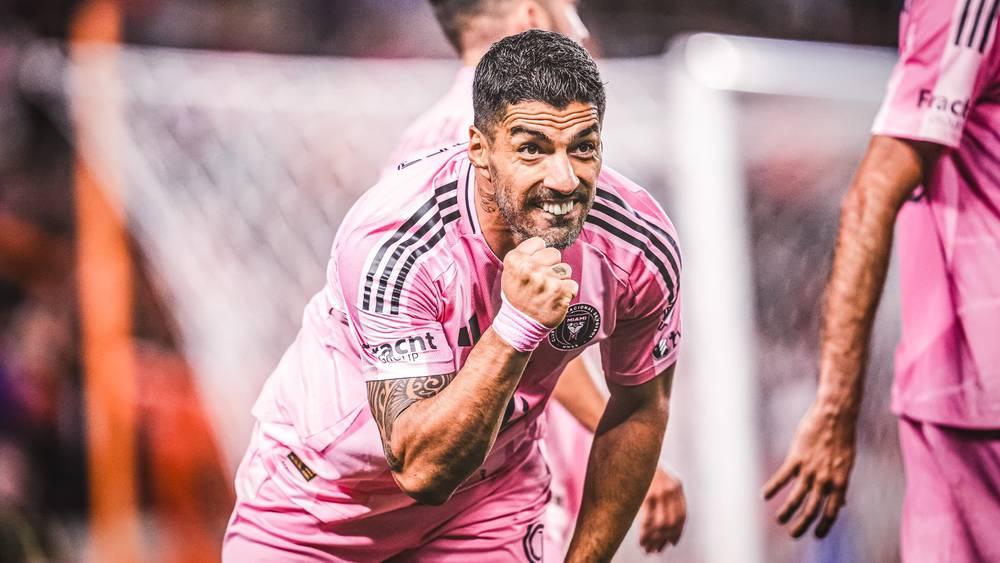 سواريز: "إحتضان الأوروغواي لمباراة في مونديال 2030 مكافأة على استضافتنا لأول نسخة من كأس العالم"