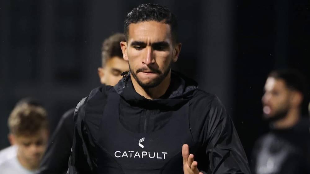 الرجاء الرياضي يختتم تحضيراته بإجراء آخر حصة تدريبية تأهبا لملاقاة النادي المكناسي