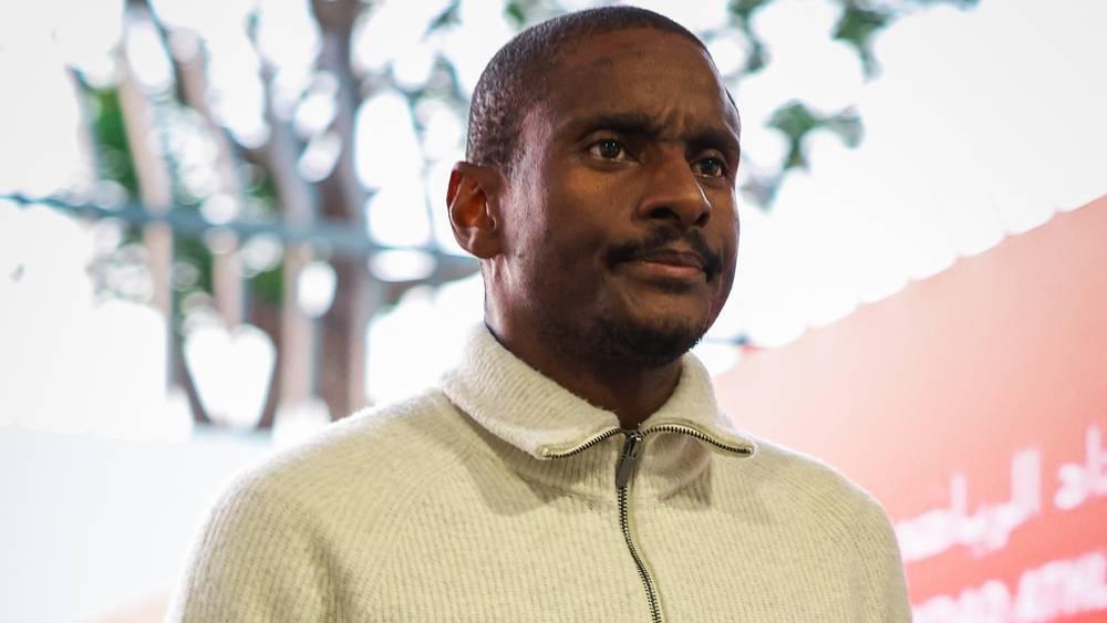 موكوينا قبل مغادرة الندوة الصحفية متأثرا: "ماذا تريدون من اللاعبين أكثر؟ فقط إدعموهم فنحن نملك أفضل مناصرين في البطولة"