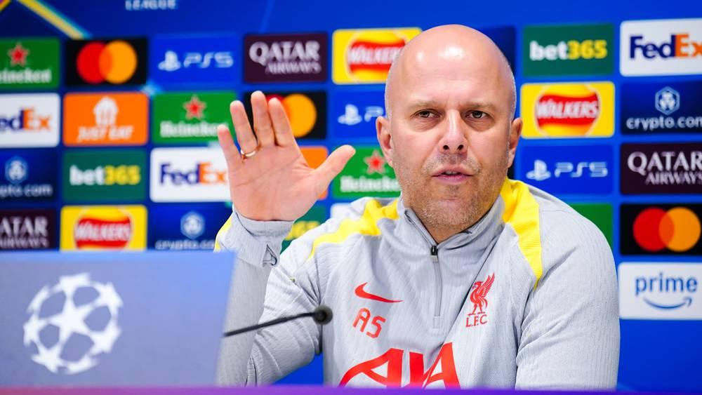 أرني سلوت: "باريس سان جيرمان بإمكانه التتويج بدوري أبطال أوروبا هذا الموسم"