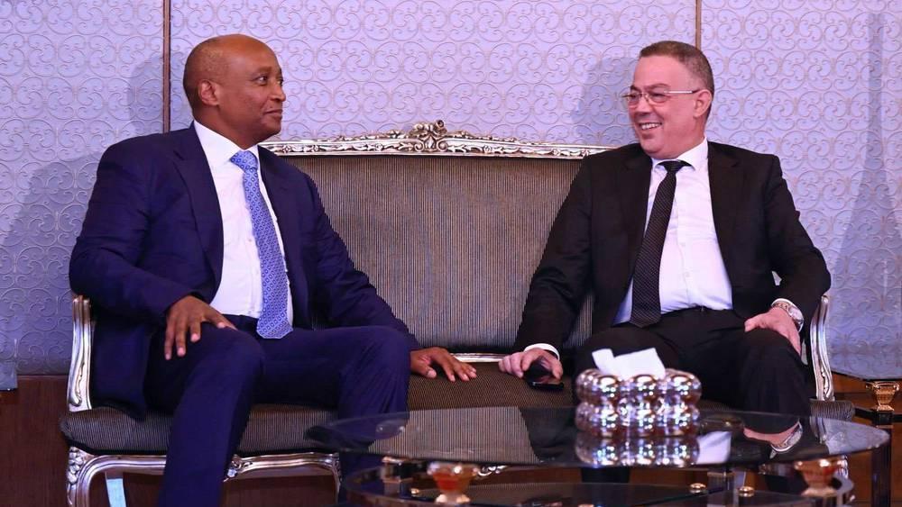 موتسيبي لـ"لقجع" بعد اكتساحه انتخابات مجلس "الفيفا": "أظن أنك تتمتع بشعبية كبيرة يا فوزي"