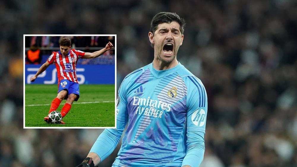 كورتوا: "شعرت أن ألفاريز لمس الكرة مرتين وأخبرت الحكم"