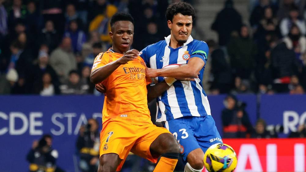 صحيفة "لاغرادا" الإسبانية: "عمر الهيلالي يواصل تألقه.. استدعاء للمنتخب المغربي واهتمام أندية أوروبية بخدماته"