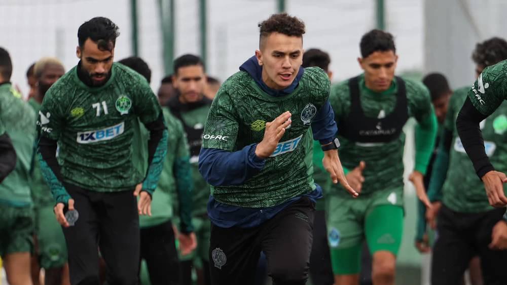 الرجاء يواصل استعداداته لمواجهة المغرب التطواني بعد غد الأحد