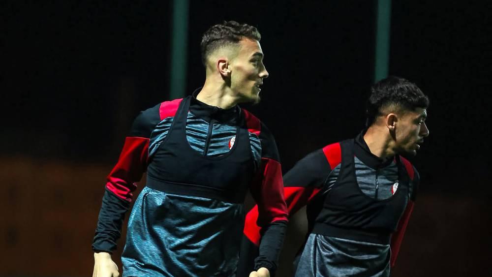 الوداد يخوض آخر حصة تدريبية تحت الأضواء الكاشفة بطنجة تأهبا لملاقاة الاتحاد