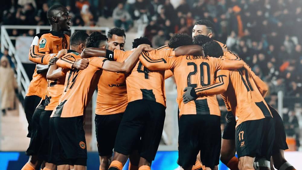 نهضة بركان يتوج بلقب البطولة الاحترافية الأول في تاريخه عقب تعادله أمام اتحاد تواركة (1-1)