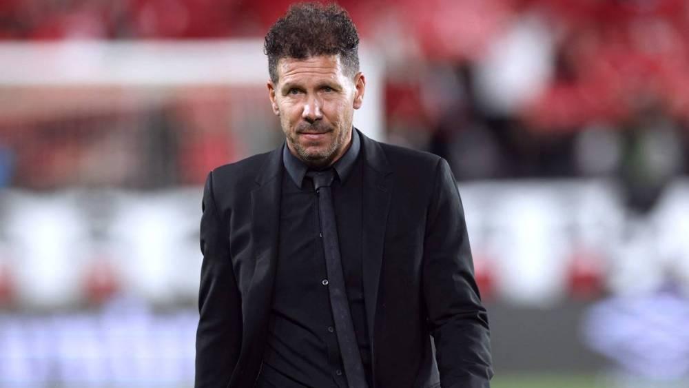 سيميوني: "الغضب والظلم يسيطران علينا قبل مواجهة برشلونة الحاسمة"