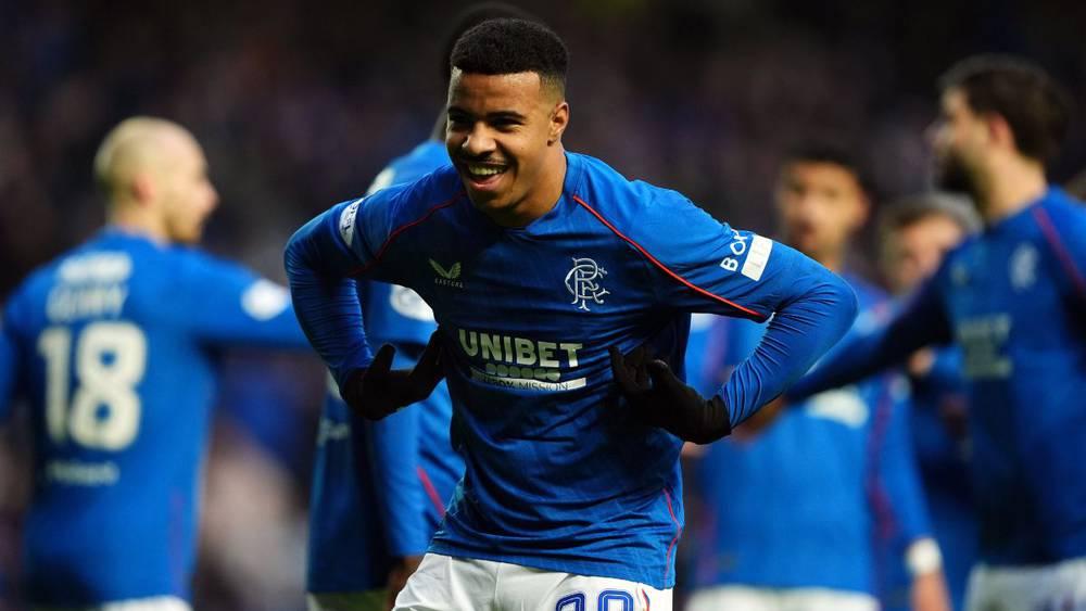 أندية الدوري الإنجليزي تراقب إيغامان وسط اهتمام من مارسيليا وإشبيلية