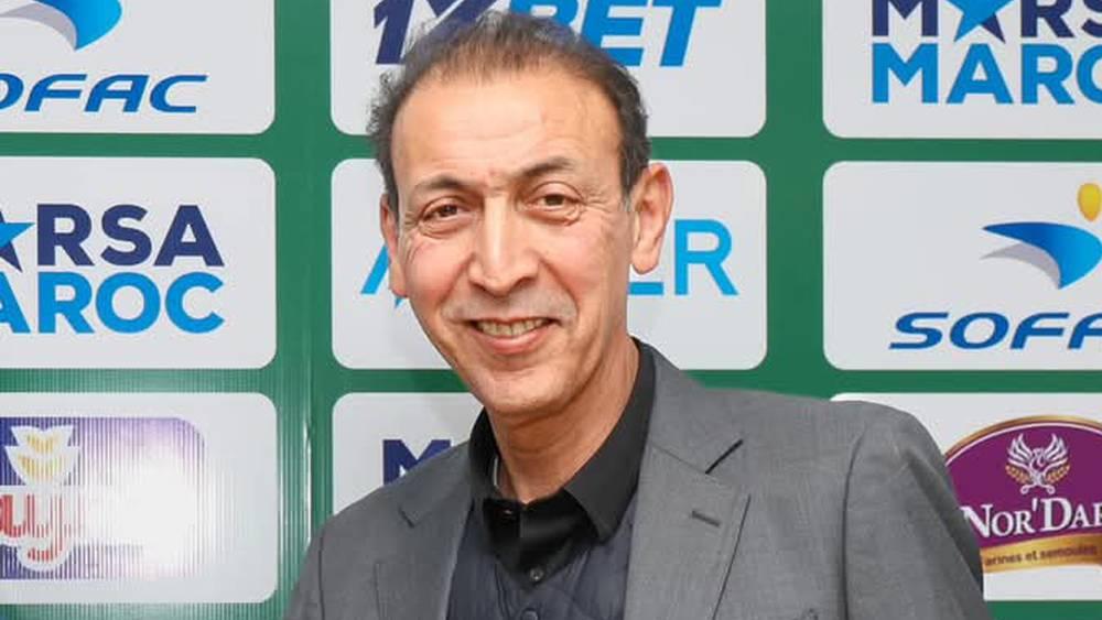 رغم مرور أكثر من شهر ونصف على تولي بيرواين الرئاسة.. الرجاء يواجه فشلًا مستمرًا في تسوية ديونه ورفع المنع من الانتدابات