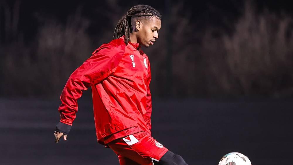 الوداد يستعيد "دينامو" خط وسطه المهدي مباريك في مباراة الفتح الرياضي