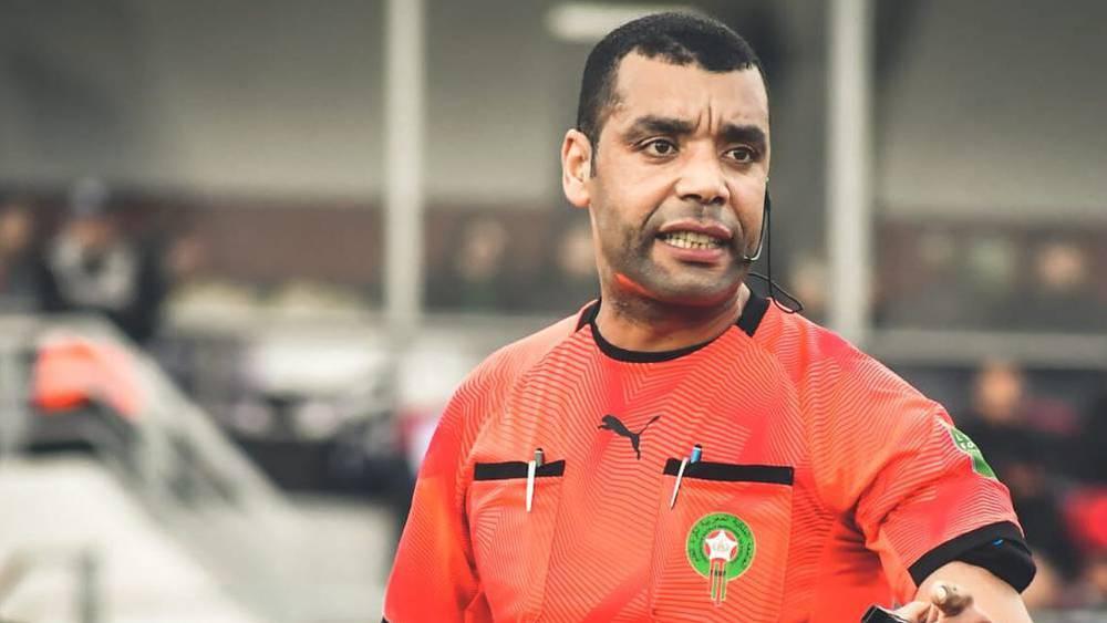 عبد الرحيم الرخيز يقود مباراة اتحاد طنجة ونهضة بركان في سدس عشر كأس العرش